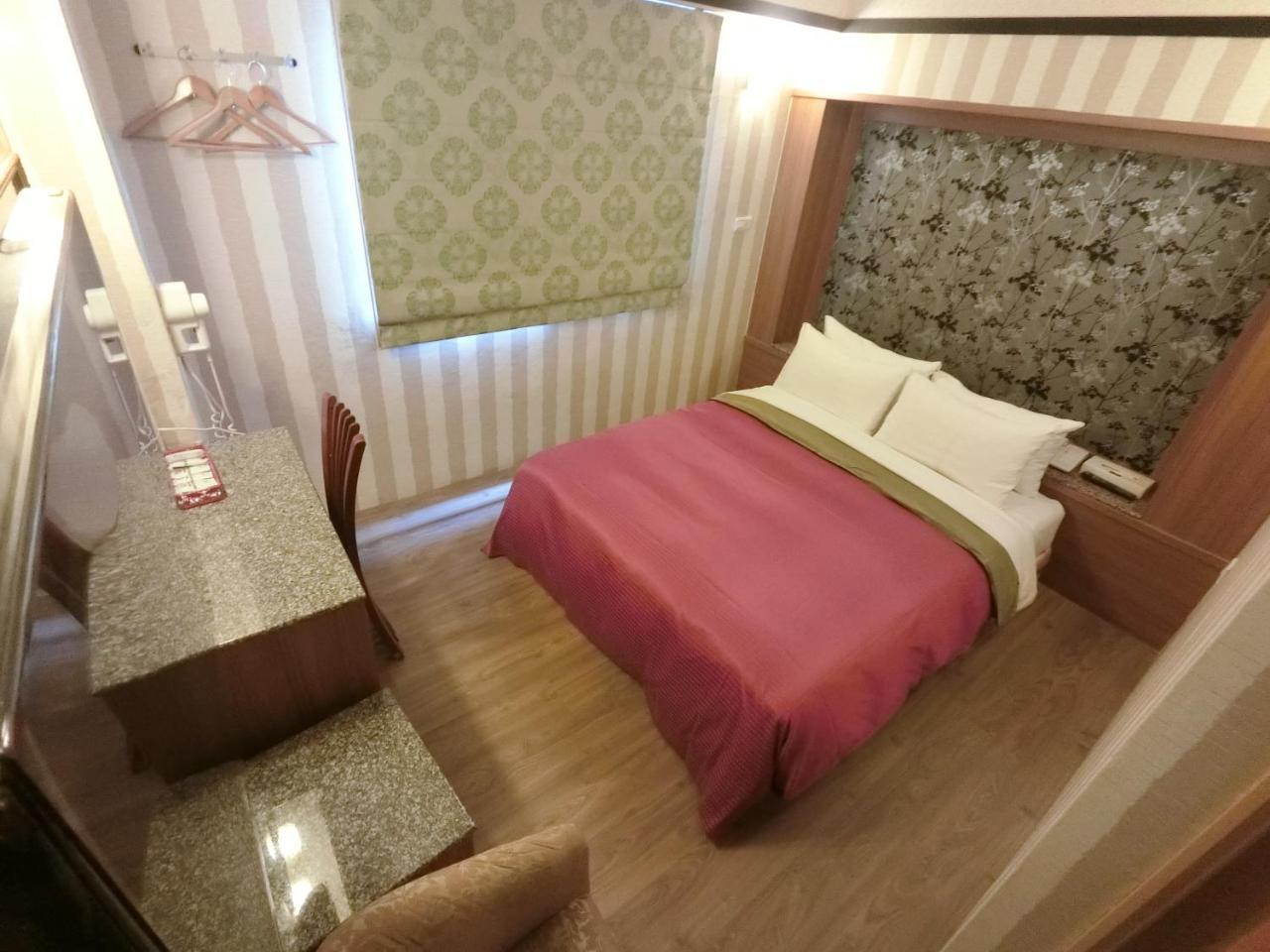 Nice Hotel Tchaj-pej Exteriér fotografie